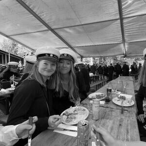 Meet your Posher, Tova